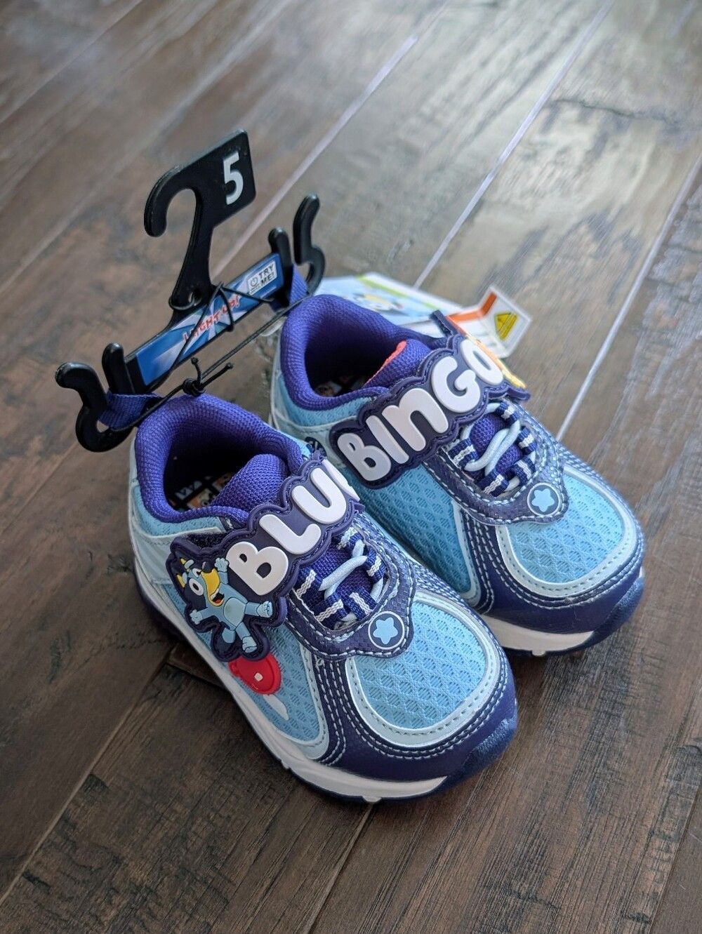 Kids' Bluey & Bingo Light Up Athletic Sneakers Toddler Size US 5